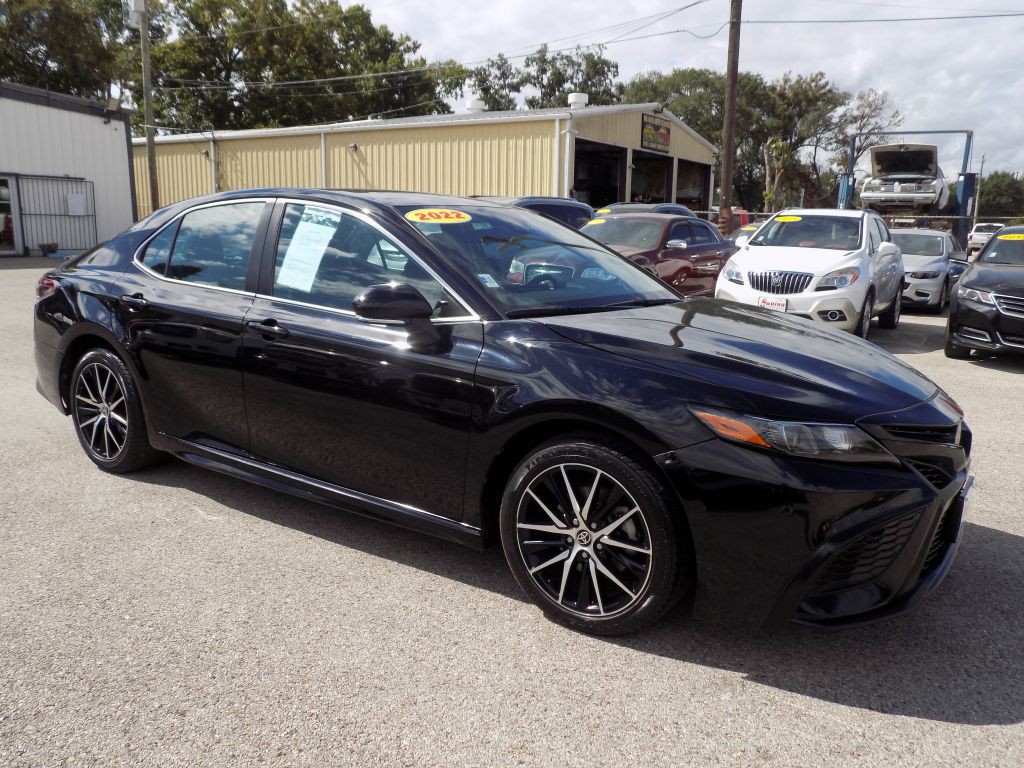 2022 Toyota Camry Image 8
