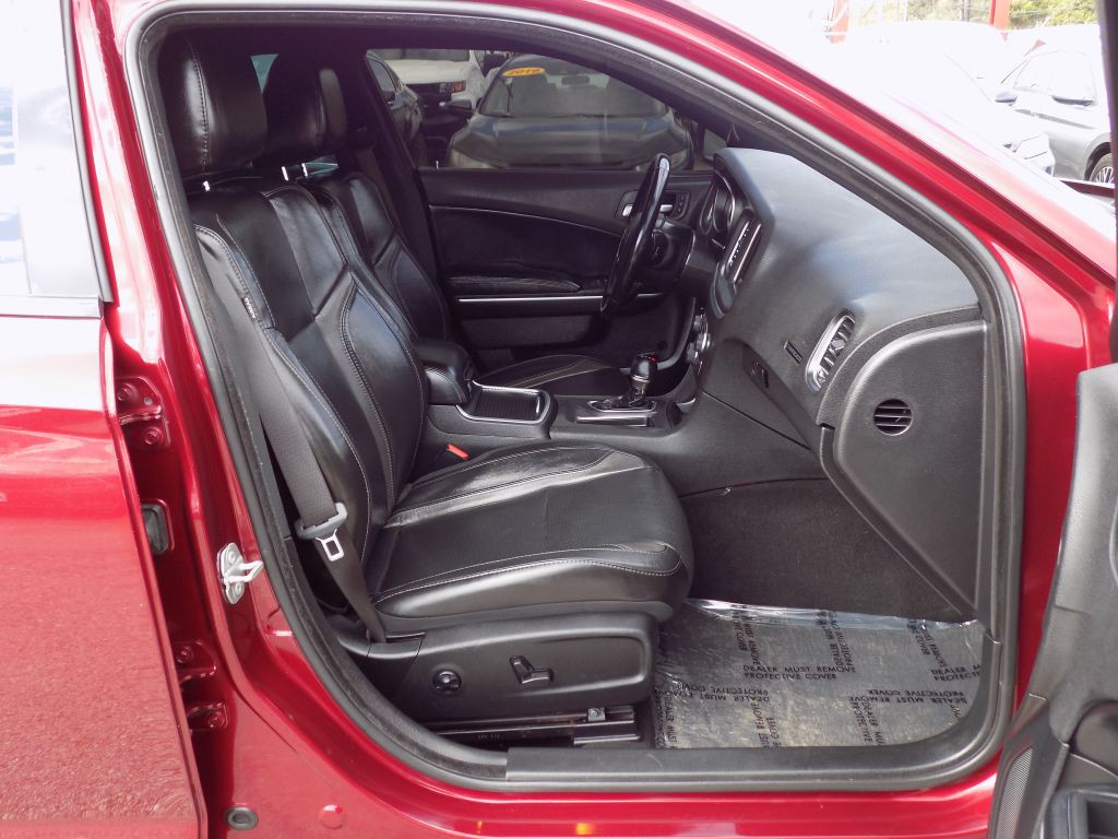 2021 Dodge Charger Image 15