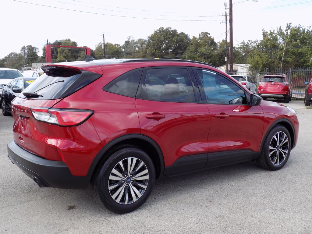 2021 Ford Escape Image 6