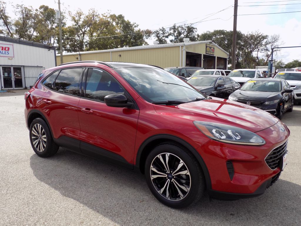 2021 Ford Escape Image 8