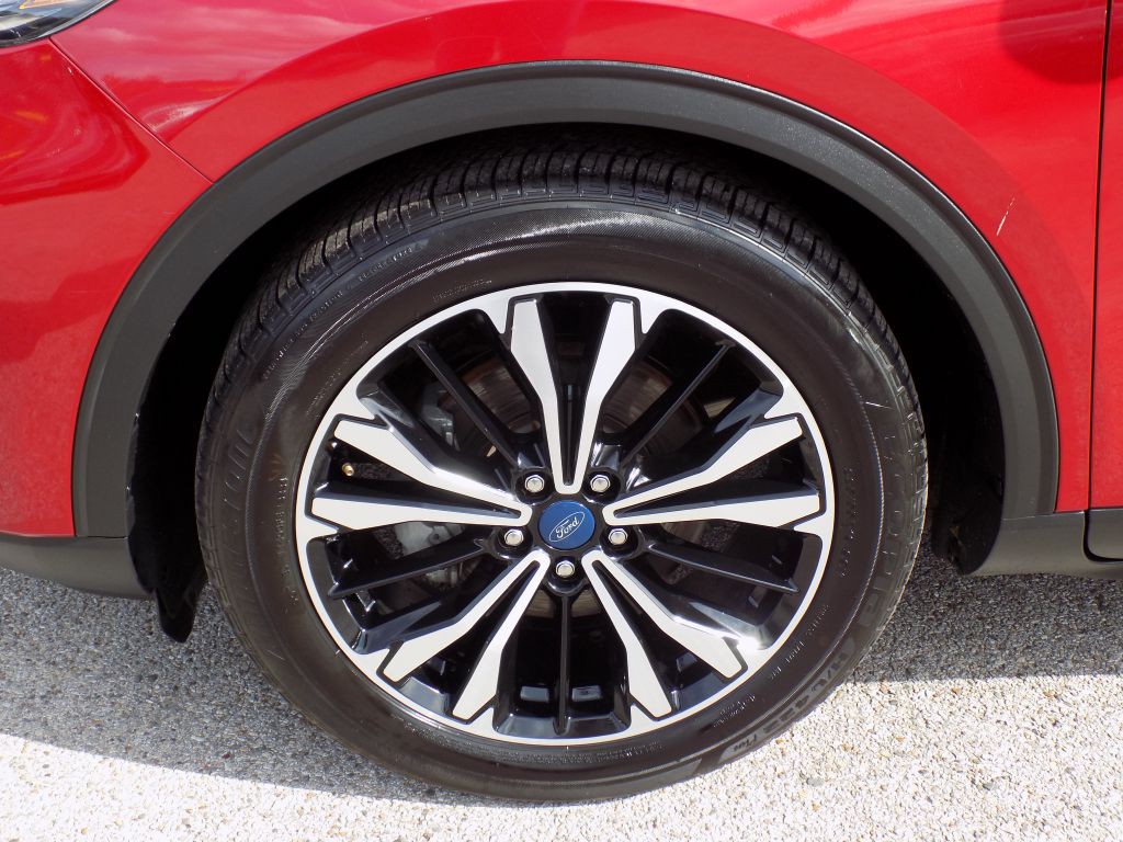 2021 Ford Escape Image 25