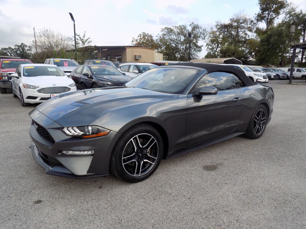 2018 Ford Mustang Image 2