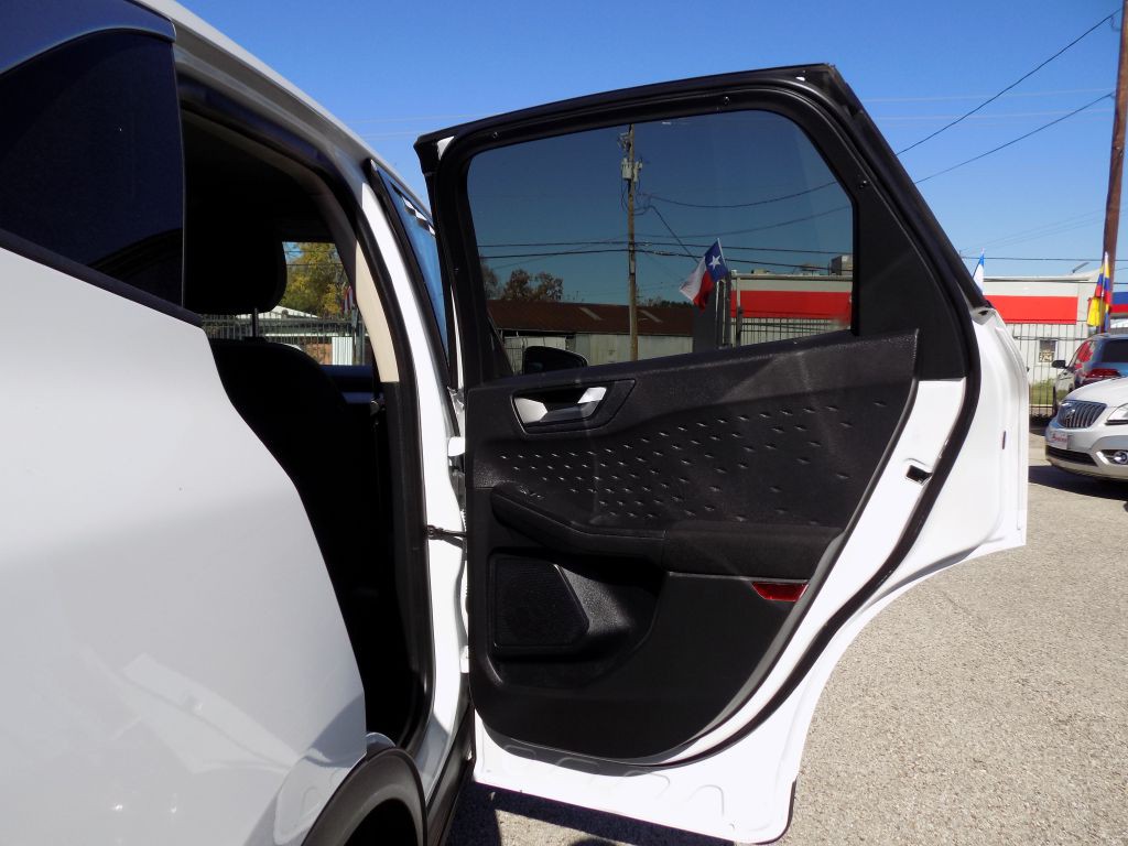 2020 Ford Escape Image 12