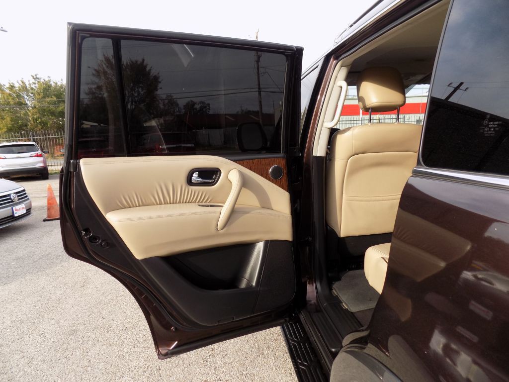 2018 Nissan Armada Image 10