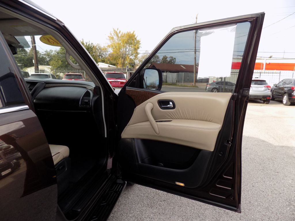 2018 Nissan Armada Image 12