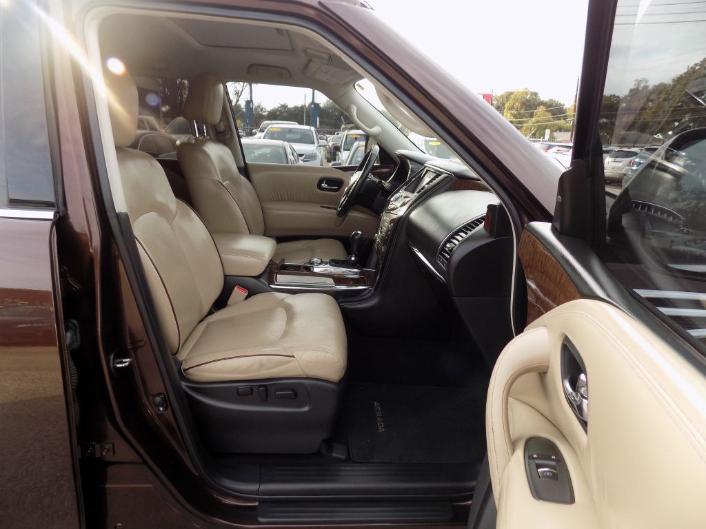 2018 Nissan Armada Image 16