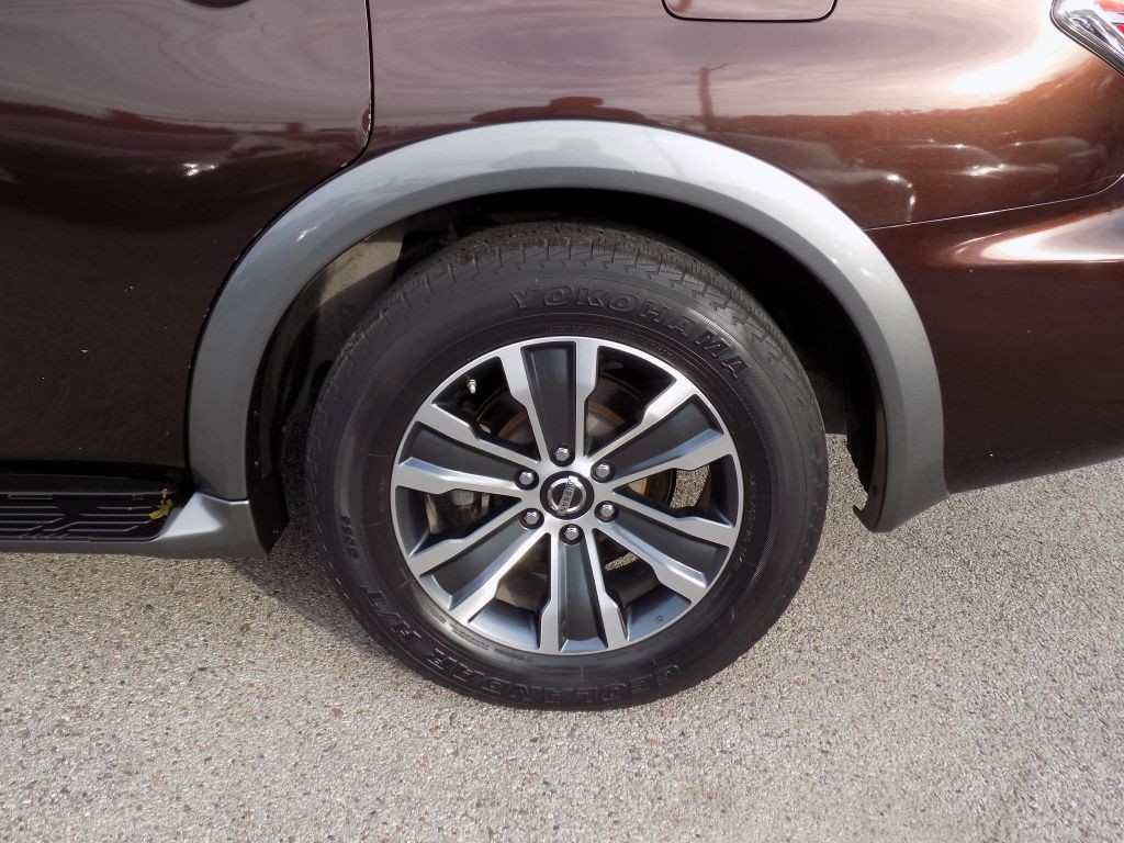 2018 Nissan Armada Image 26