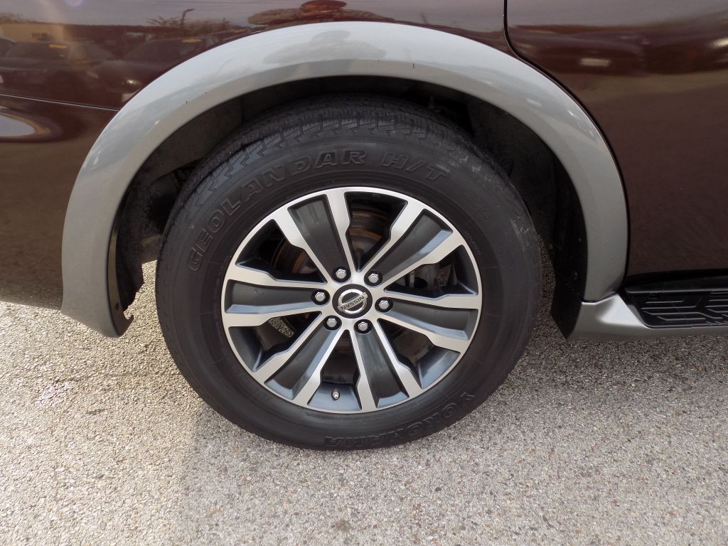 2018 Nissan Armada Image 27