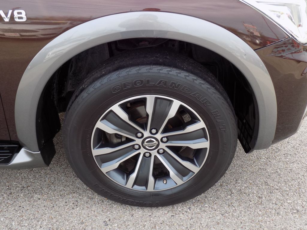 2018 Nissan Armada Image 28