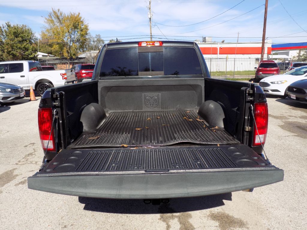 2017 RAM 1500 Image 17