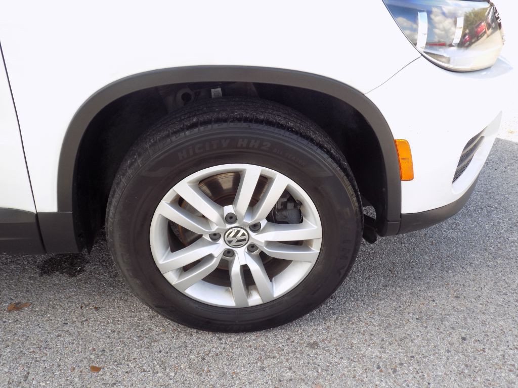 2016 Volkswagen Tiguan Image 25