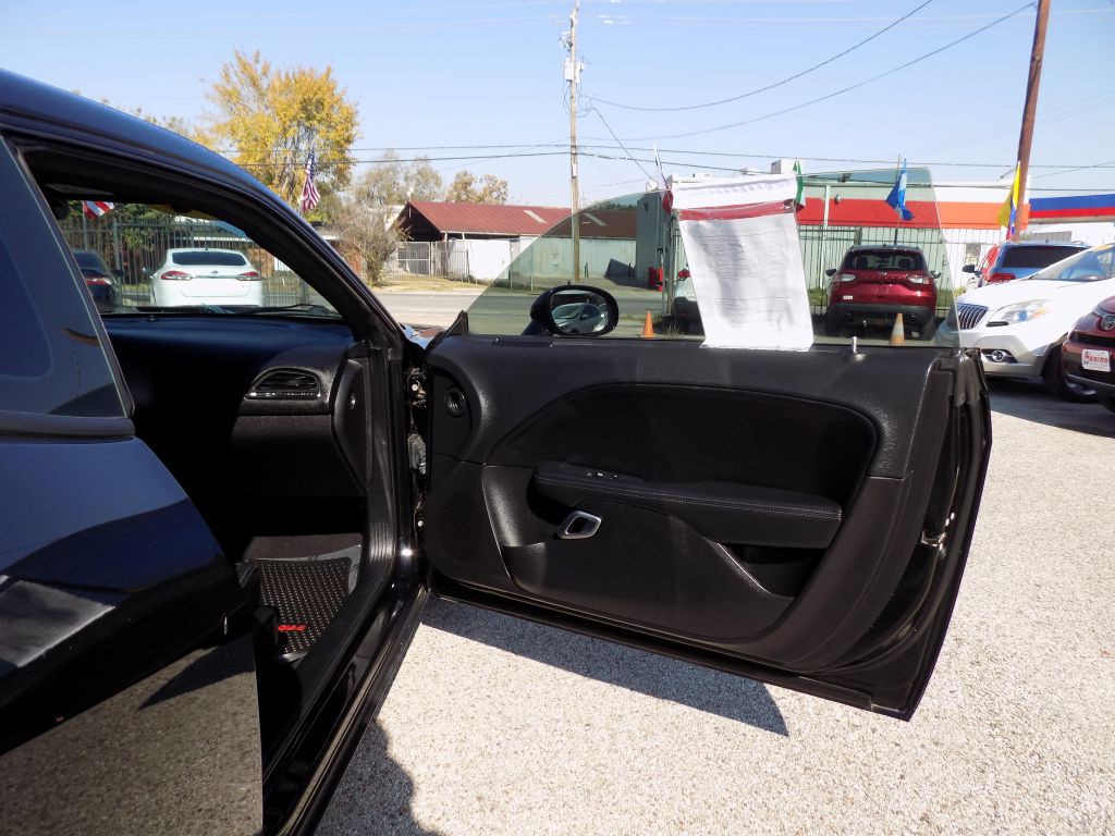 2019 Dodge Challenger Image 11