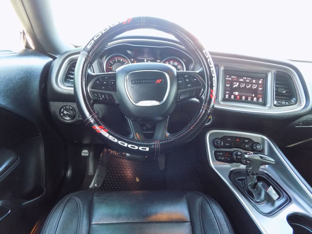 2019 Dodge Challenger Image 18