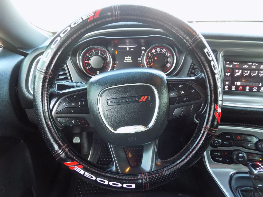 2019 Dodge Challenger Image 19