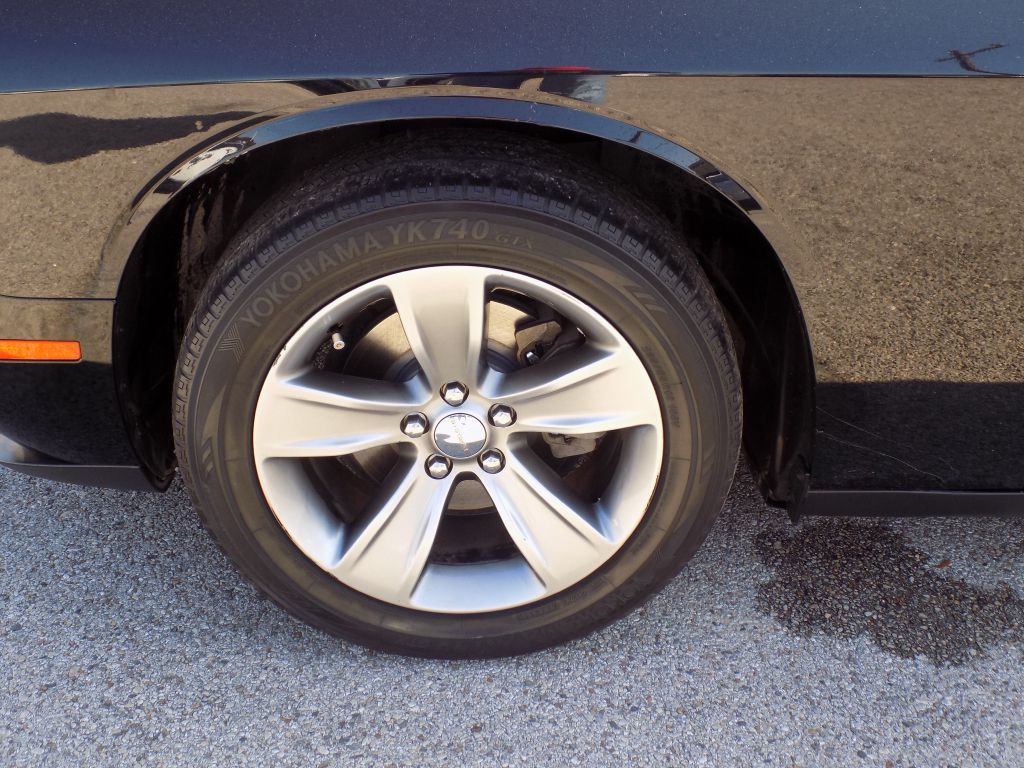 2019 Dodge Challenger Image 23