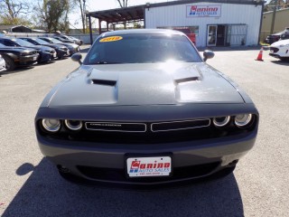 Image for 2019 Dodge Challenger SXT ID: 7024300