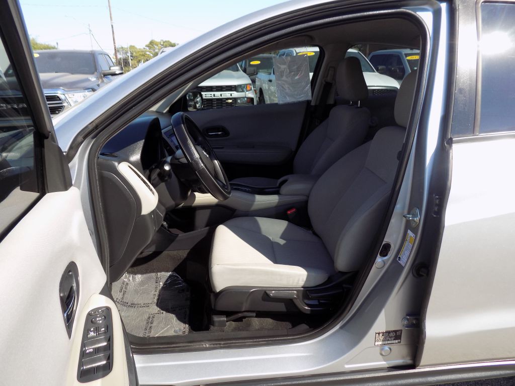 2018 Honda HR-V Image 10