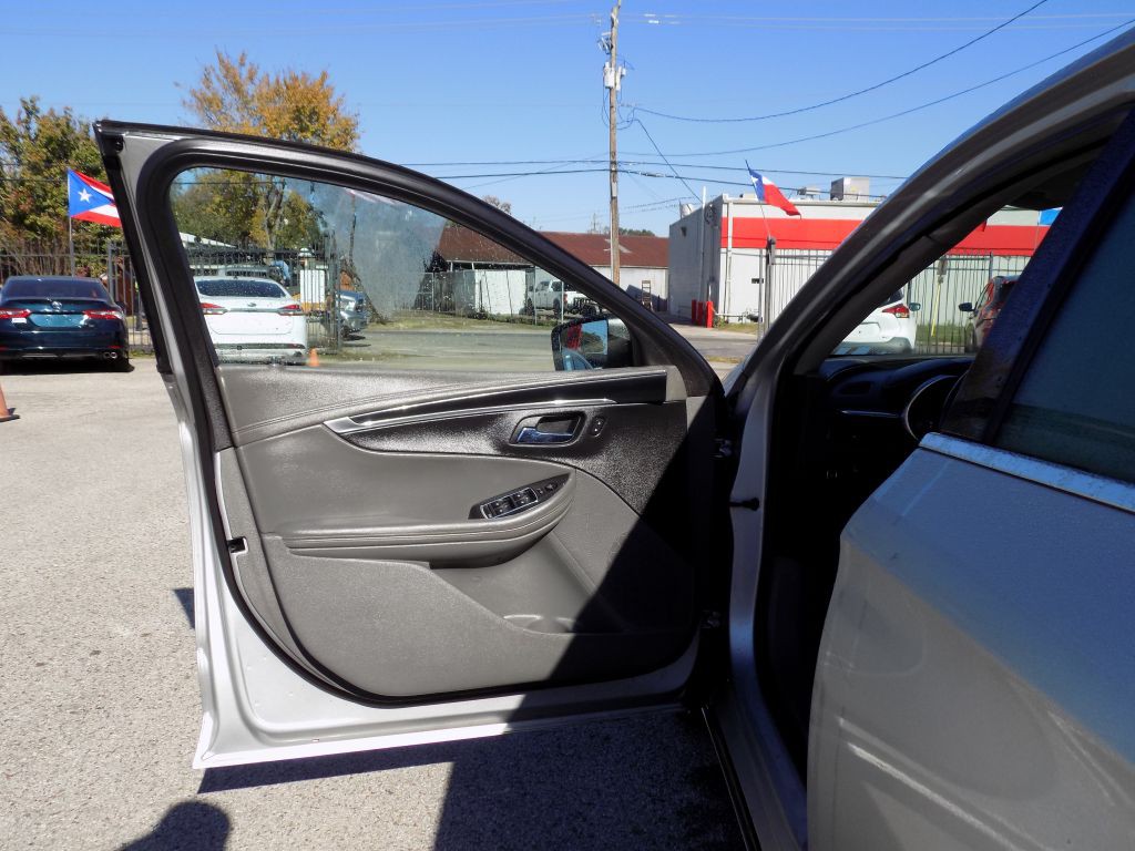 2017 Chevrolet Impala Image 9