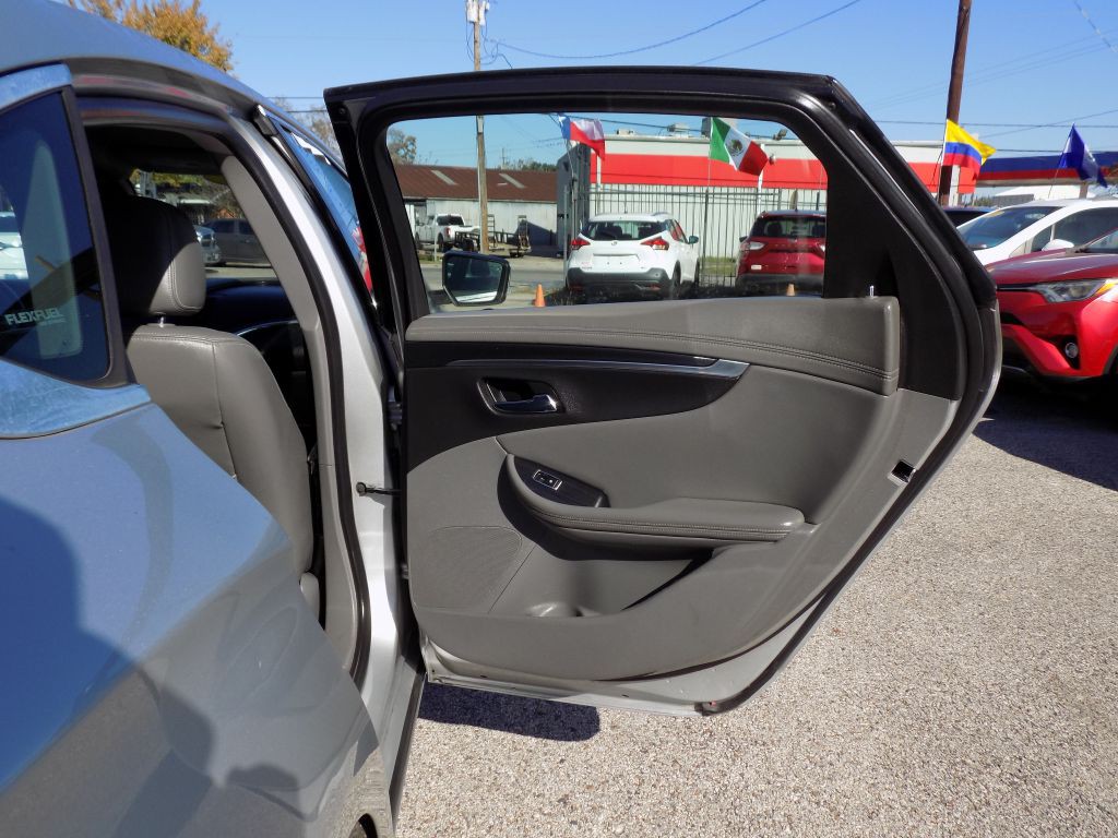 2017 Chevrolet Impala Image 12