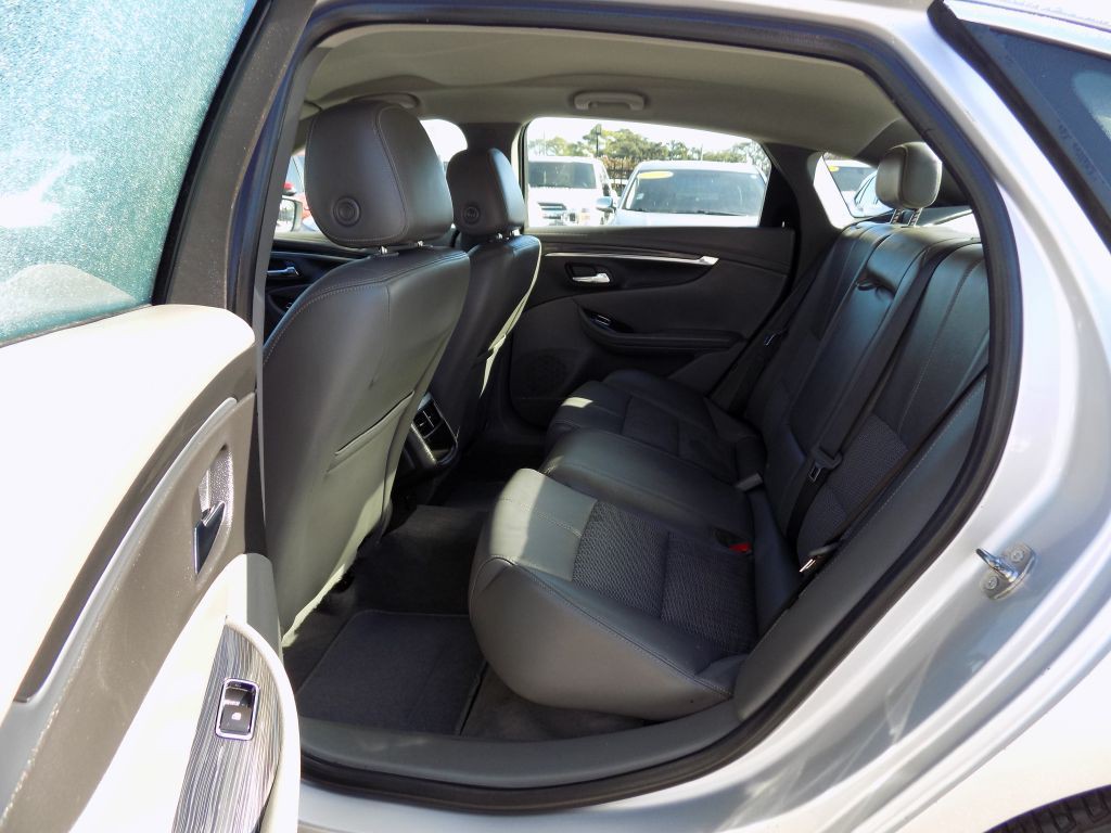 2017 Chevrolet Impala Image 14