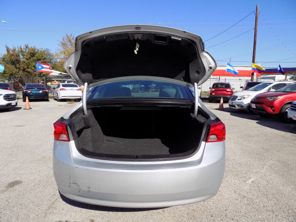 2017 Chevrolet Impala Image 17