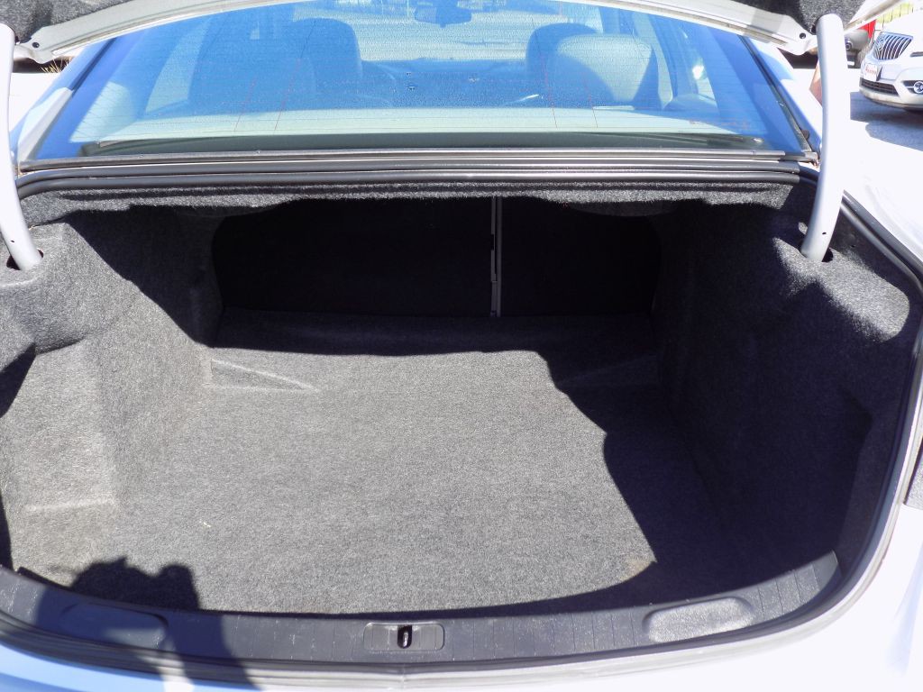 2017 Chevrolet Impala Image 18