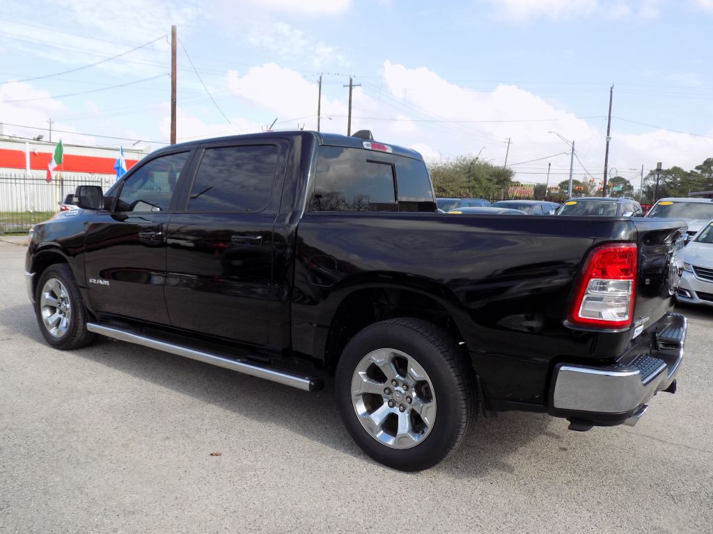 2021 RAM 1500 Image 3