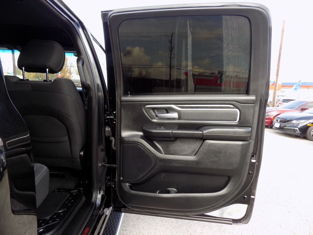 2021 RAM 1500 Image 11