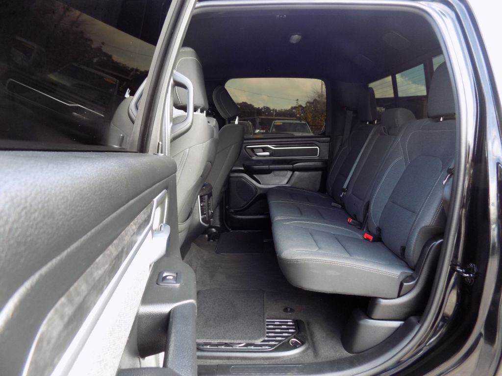 2021 RAM 1500 Image 13