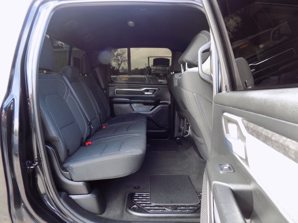 2021 RAM 1500 Image 15