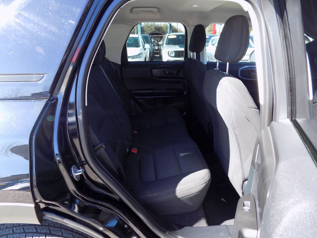 2021 Ford Bronco Image 16