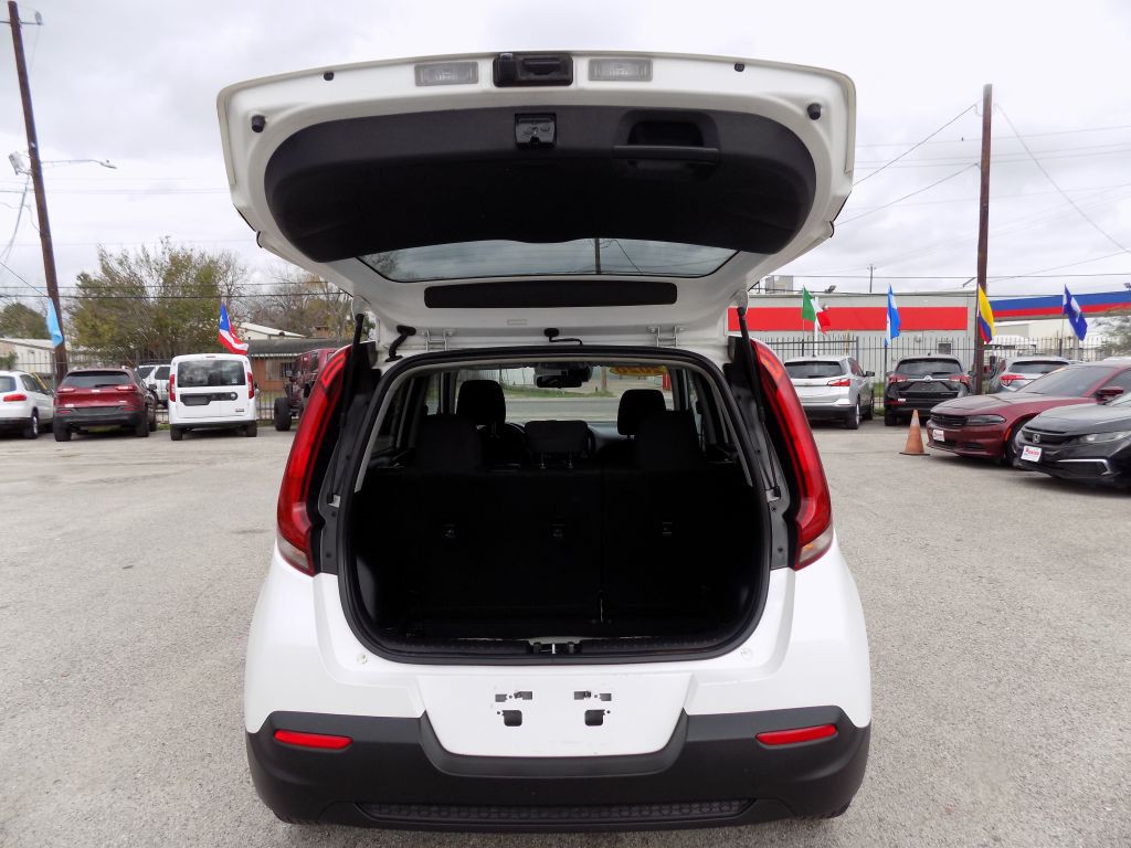 2020 Kia Soul Image 18