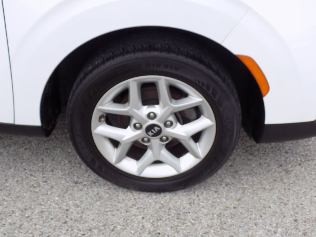 2020 Kia Soul Image 25