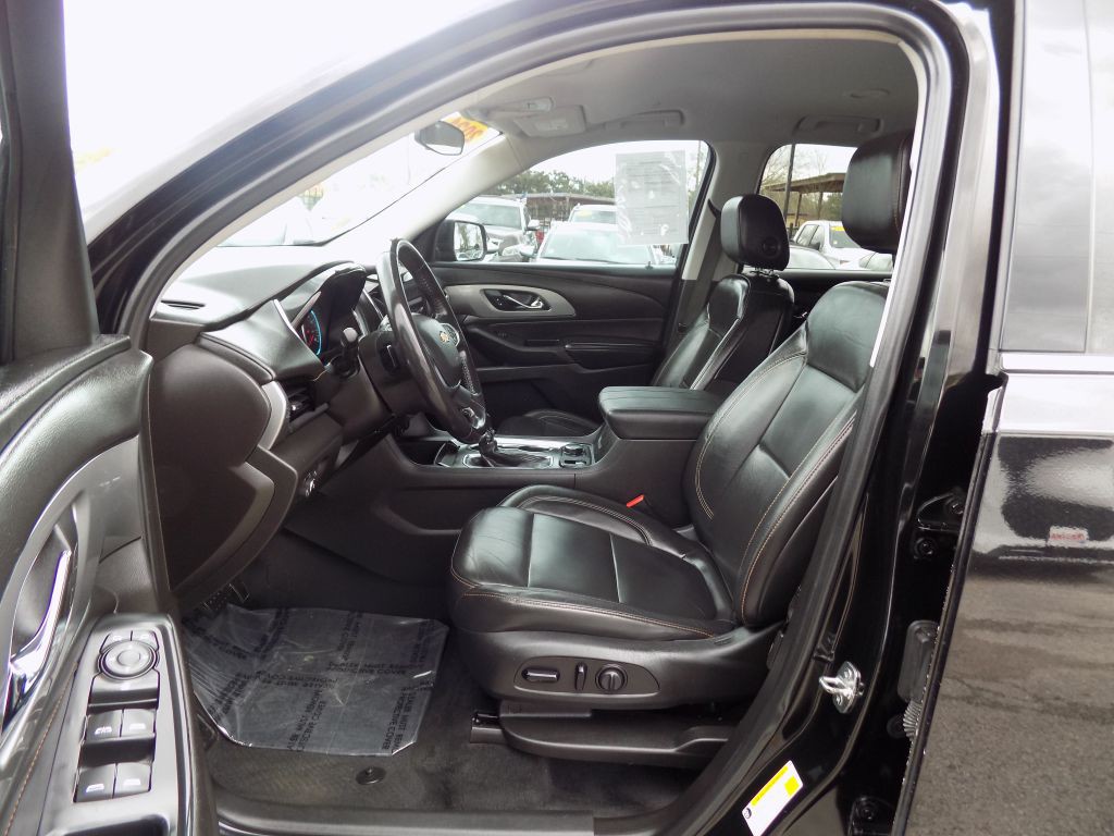 2021 Chevrolet Traverse Image 13