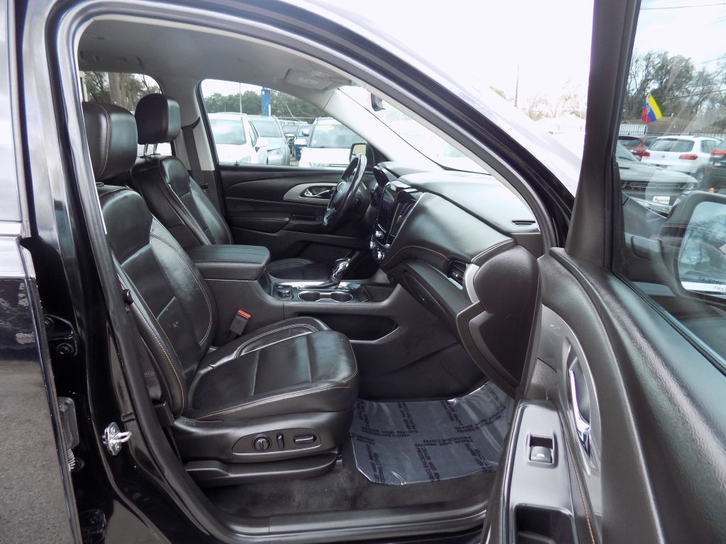 2021 Chevrolet Traverse Image 15