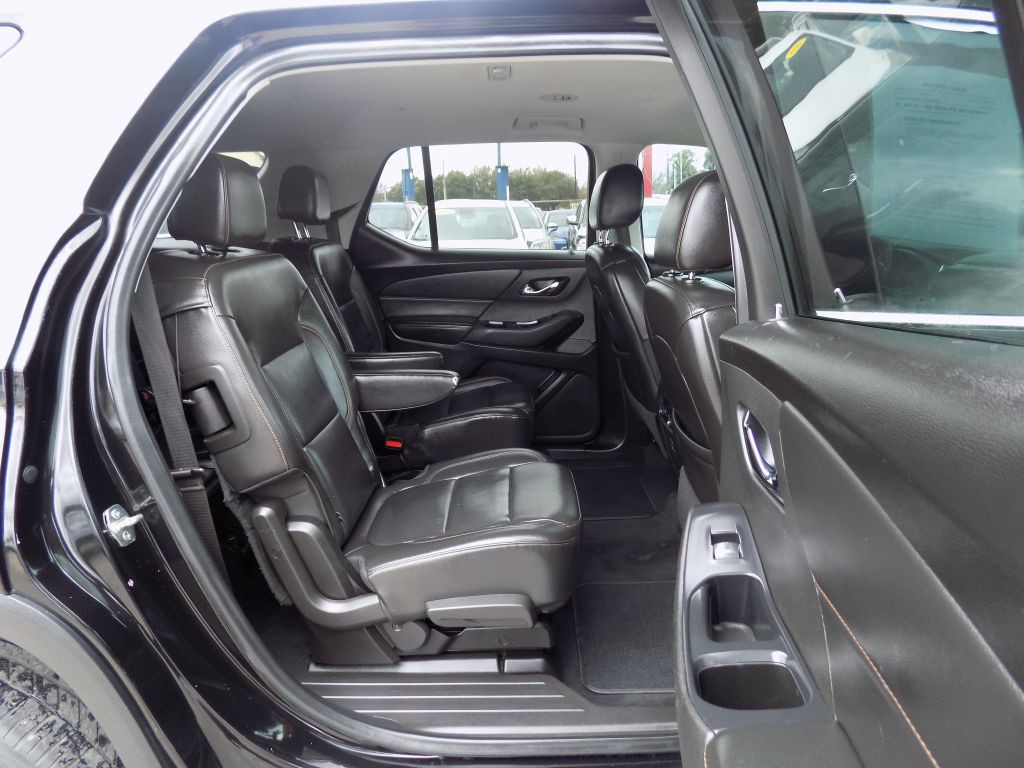 2021 Chevrolet Traverse Image 16