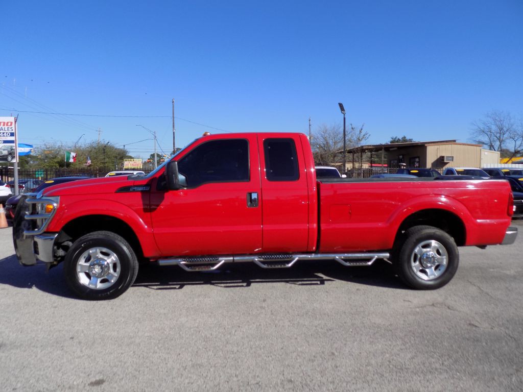 2015 Ford F-250 Image 3