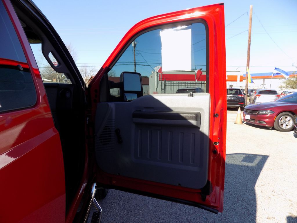 2015 Ford F-250 Image 14