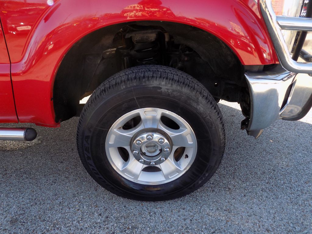 2015 Ford F-250 Image 24