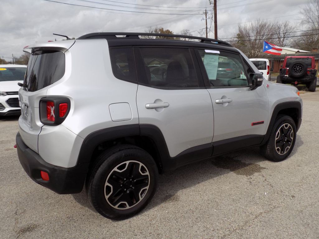2017 Jeep Renegade Image 6