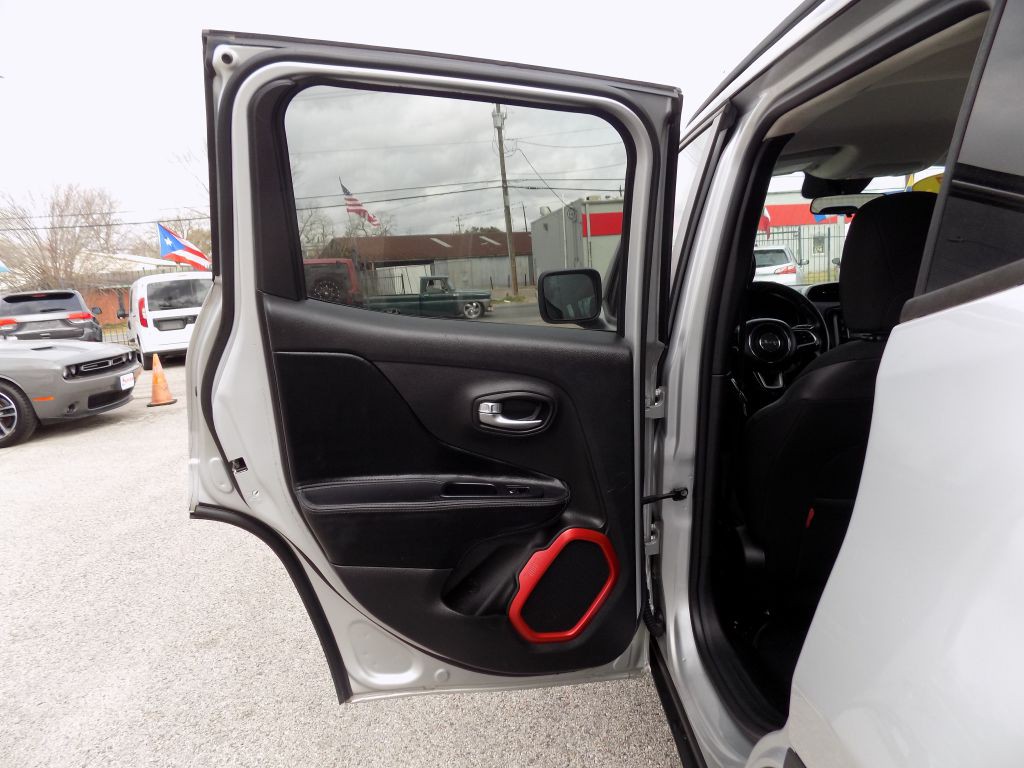 2017 Jeep Renegade Image 10
