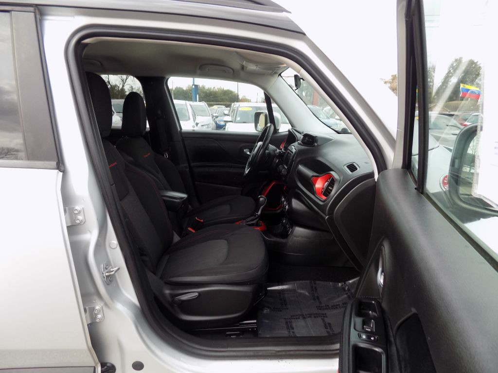 2017 Jeep Renegade Image 15