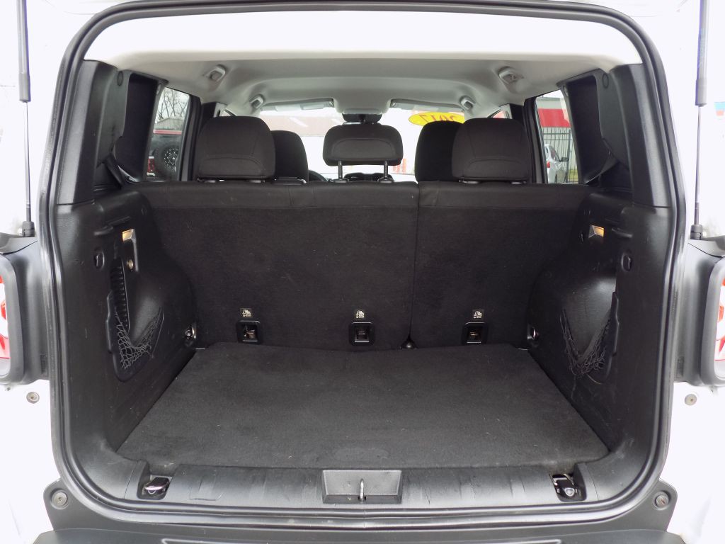 2017 Jeep Renegade Image 18