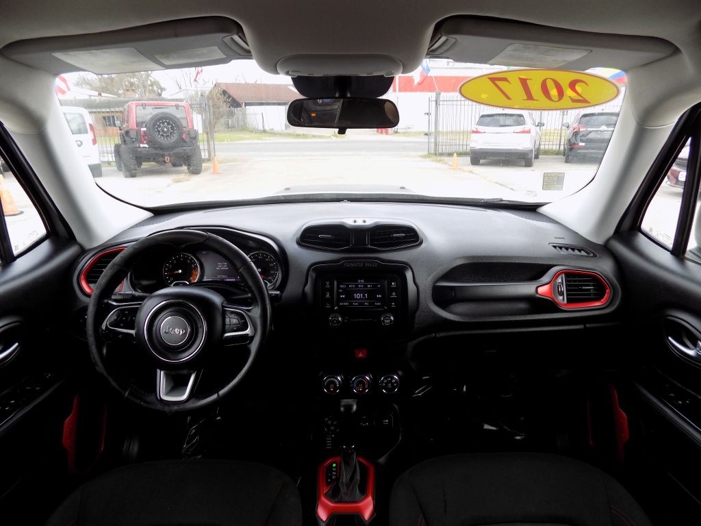 2017 Jeep Renegade Image 20