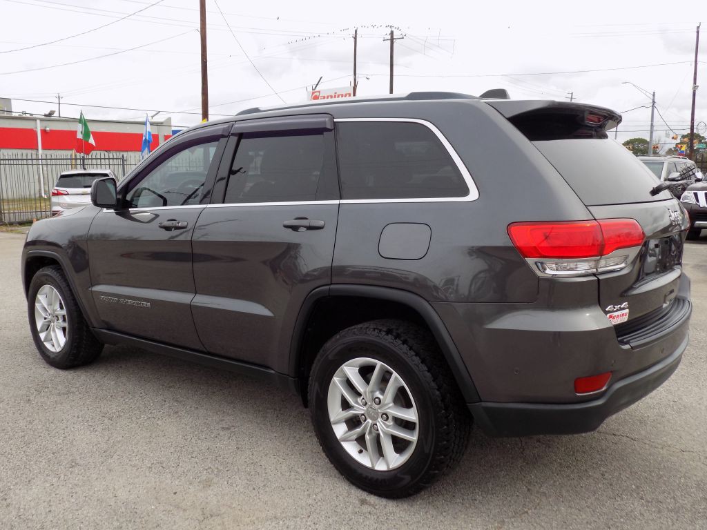 2017 Jeep Grand Cherokee Image 4