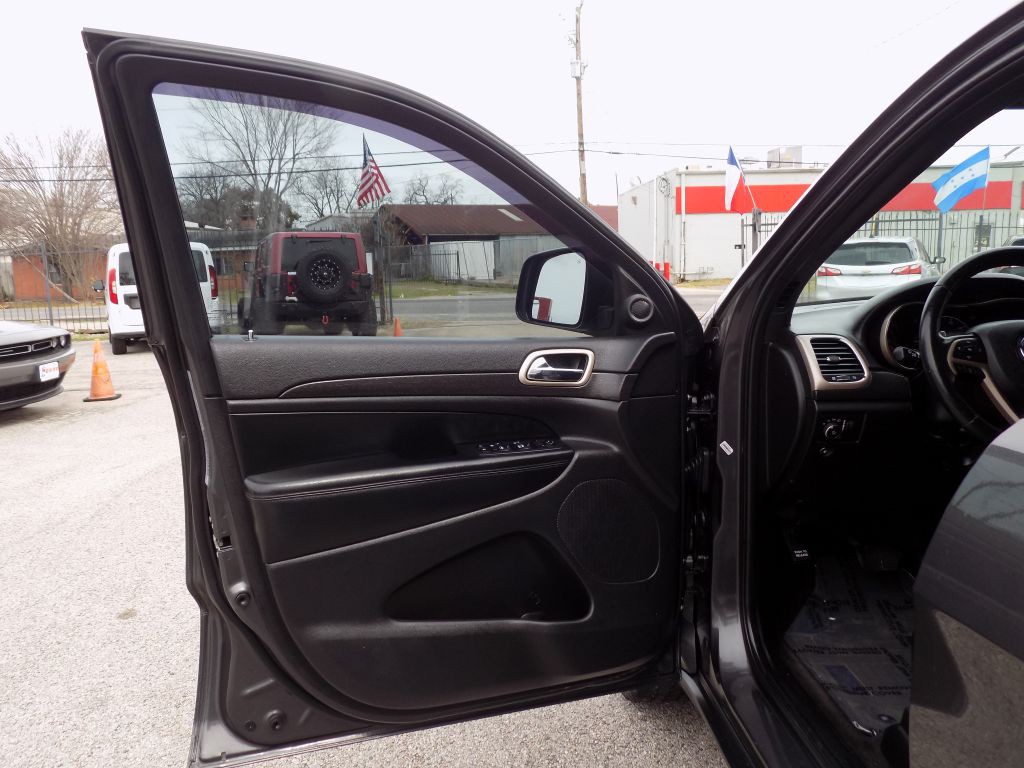 2017 Jeep Grand Cherokee Image 9