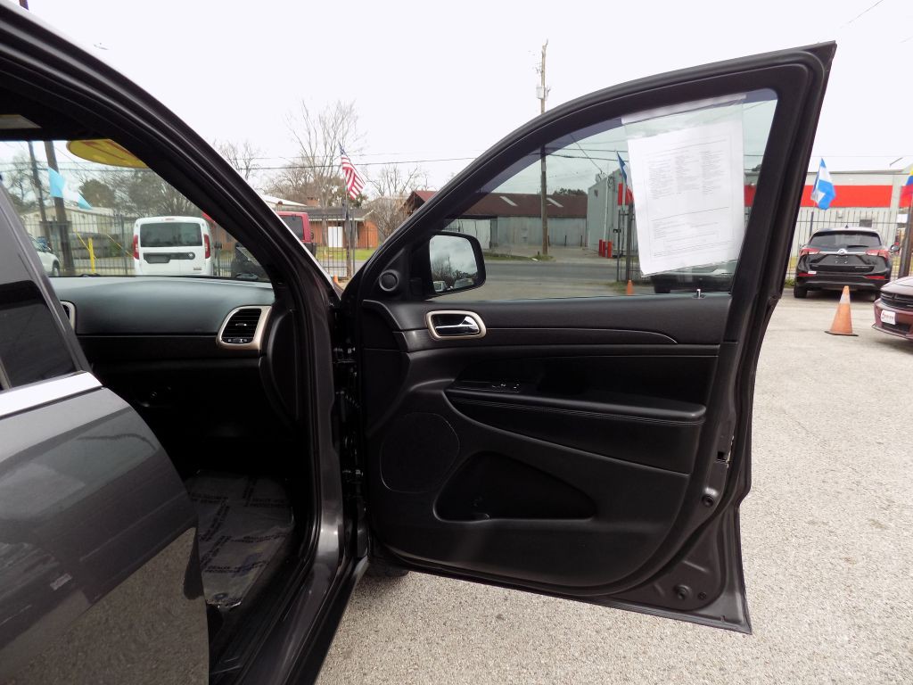 2017 Jeep Grand Cherokee Image 13