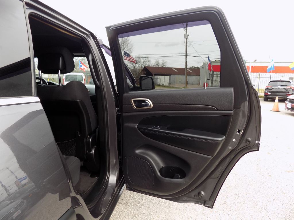 2017 Jeep Grand Cherokee Image 15