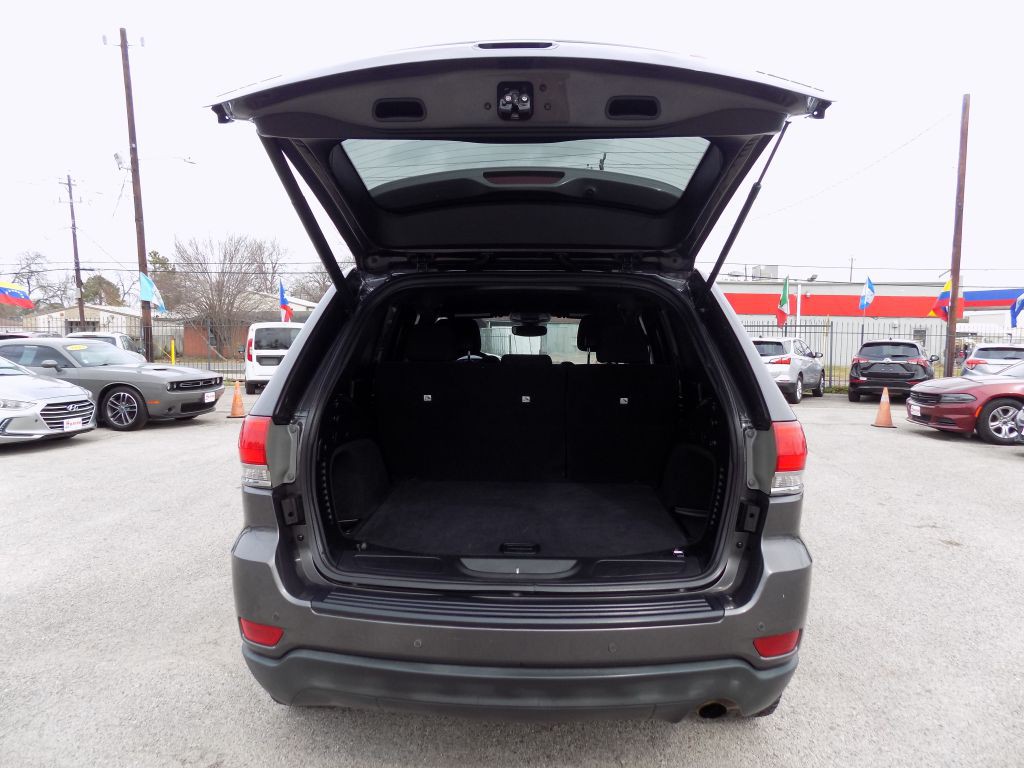 2017 Jeep Grand Cherokee Image 17