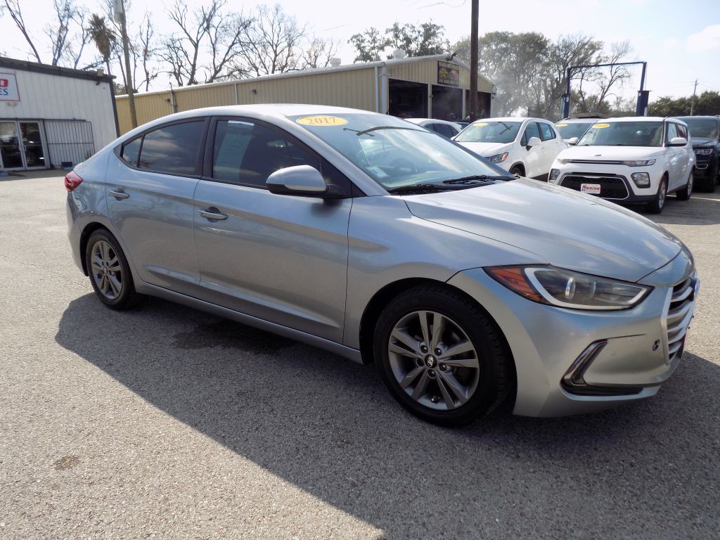 2017 Hyundai Elantra Image 8